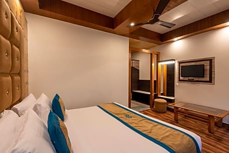 Meghavan Resort By DLS Hotels