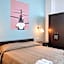 Soleē, Family Holidays & Hostelling