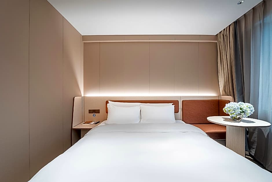 Hanting Hotel Zhuhai Qianshan Mingzhu Nan Road