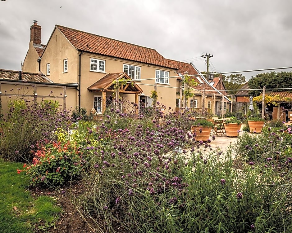 The Three Horseshoes