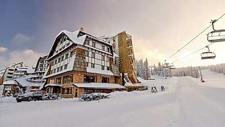 Grey Family Hotel