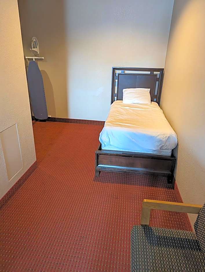 Super 8 by Wyndham Niagara Falls