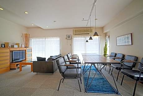Twin Room with Shower