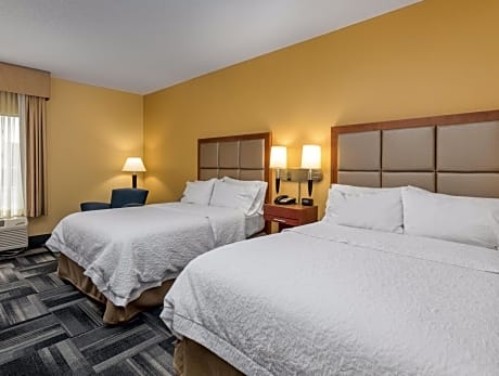 2 Queen Beds Special Suite Non Smoking Hdtv/free Wifi/hot Breakfast Included Fridge/microwave/24-7 S