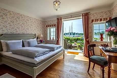 Double Room with Terrace