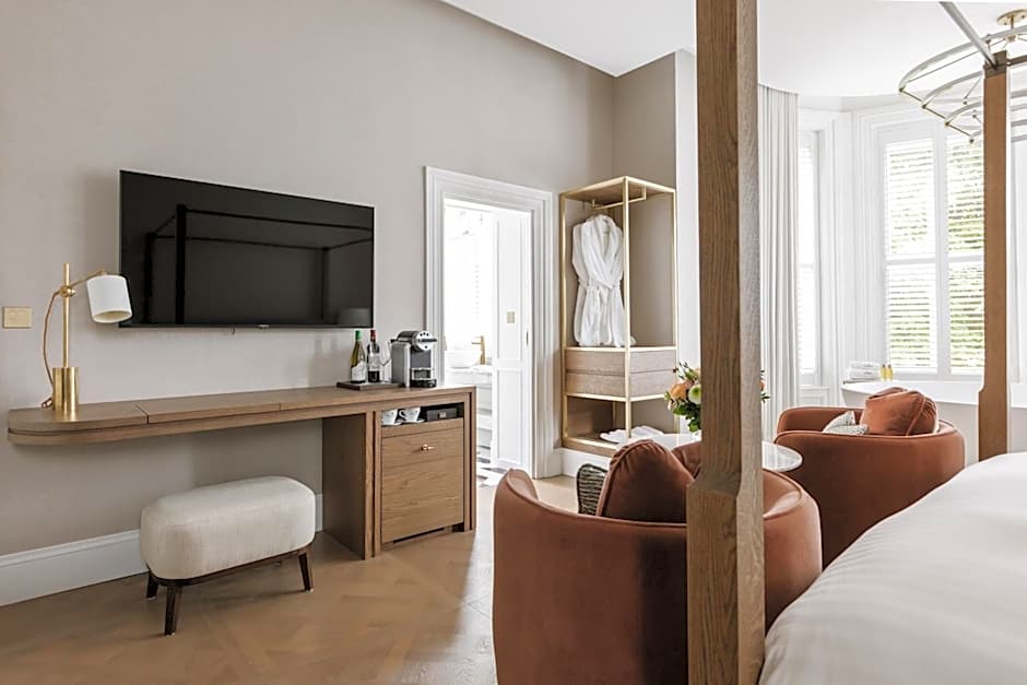 Tullyglass House Hotel