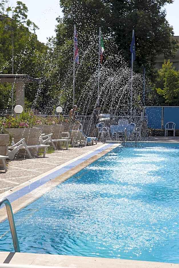 Mondial Park Hotel