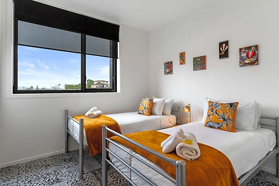 Roomie Apartment Hotel