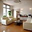 New Station Hotel