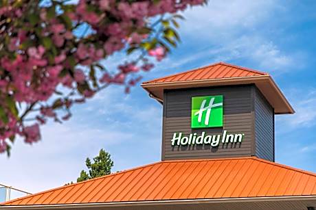 Holiday Inn Victoria - Elk Lake by IHG