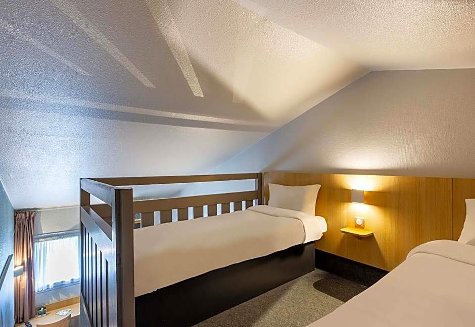 B&B HOTEL CHARTRES Le Forum