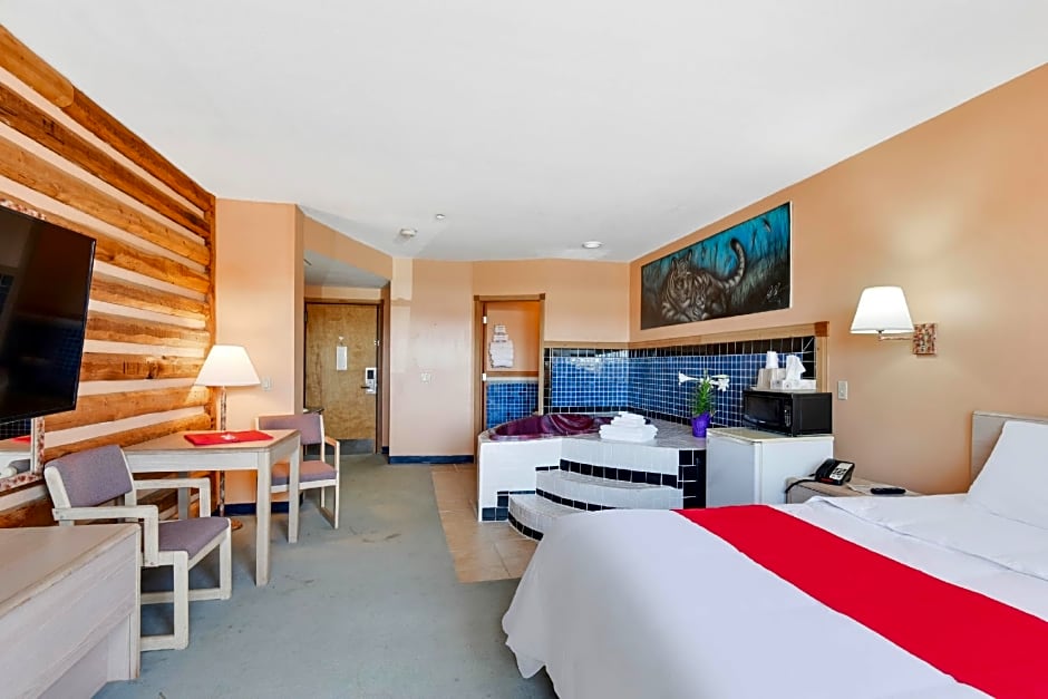 Photo 1 of 8 of Presidential Queen Suite