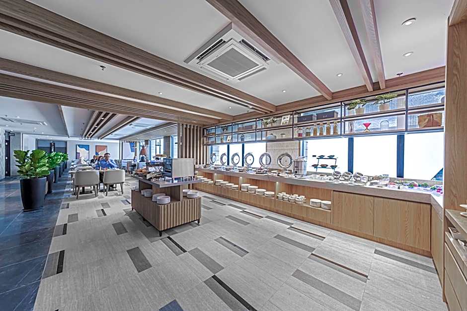 Fives Hotel Johor Bahru City Centre