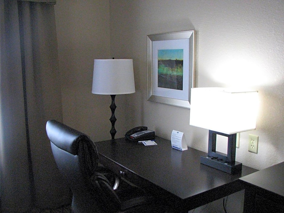 Holiday Inn Express Hotel and Suites Elk City, an IHG Hotel