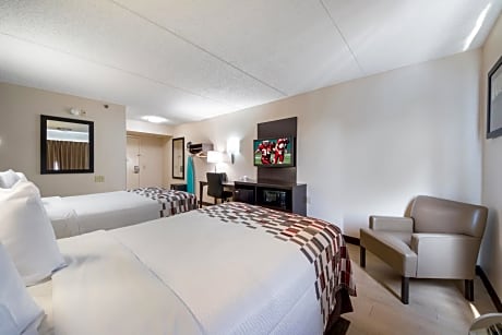 Deluxe Room with Two Double Beds Smoke Free