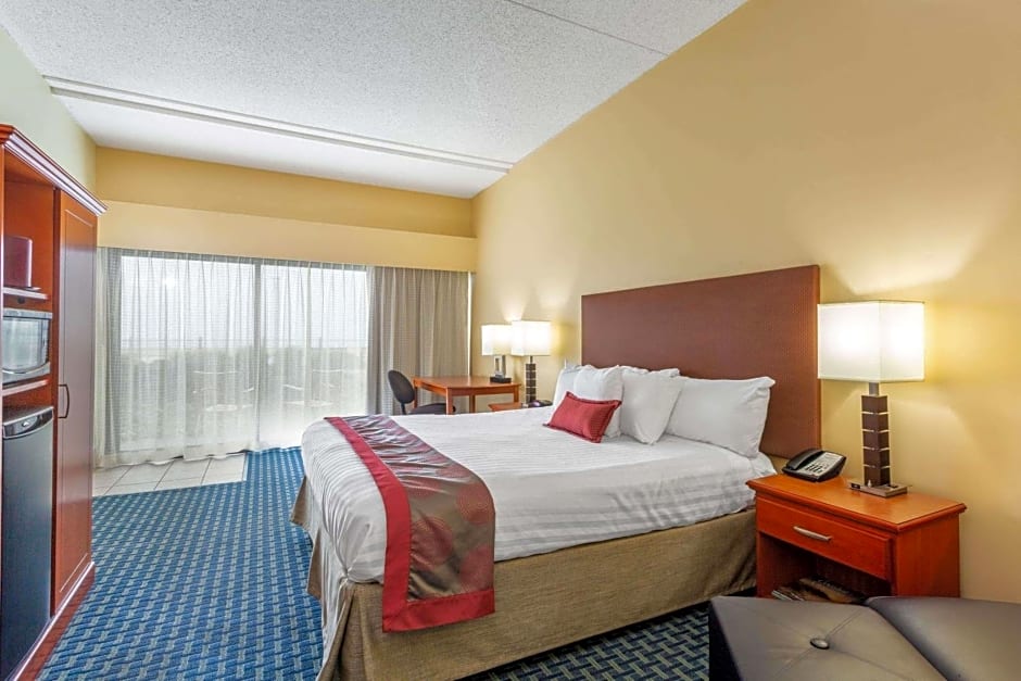 Ramada Plaza by Wyndham Virginia Beach