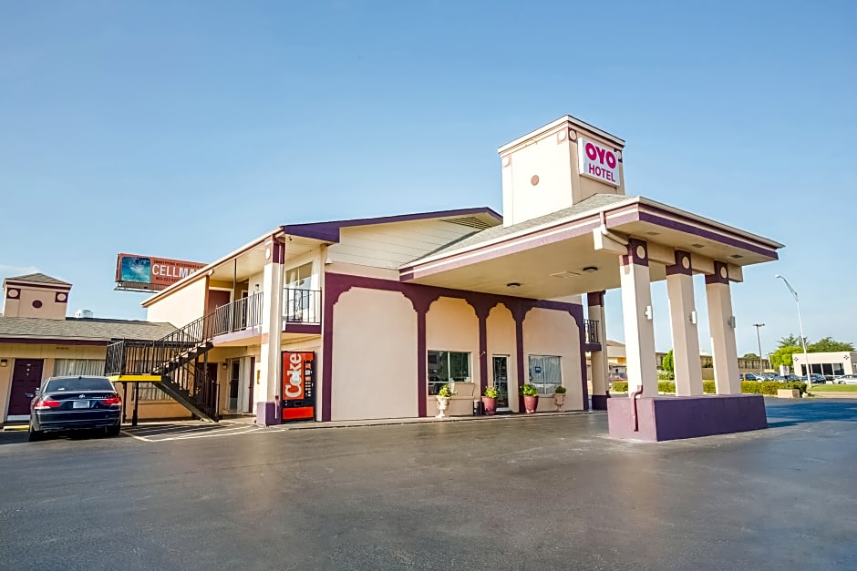 OYO Hotel Texarkana North Heights AR Hwy I-30