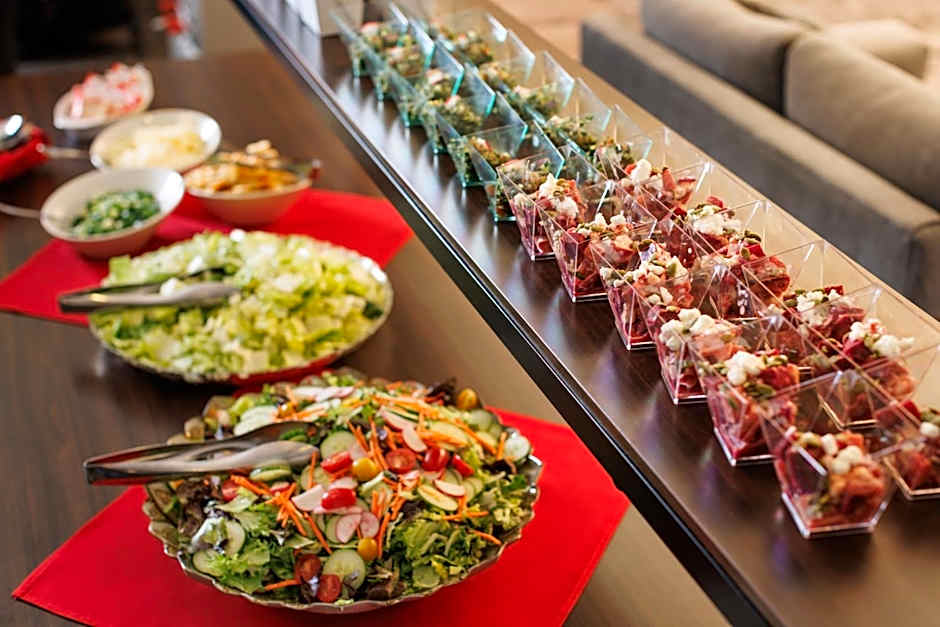 Pomeroy Hotel & Conference Centre