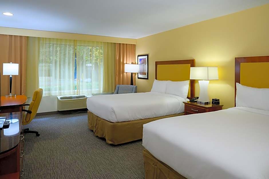 Airtel Plaza Hotel