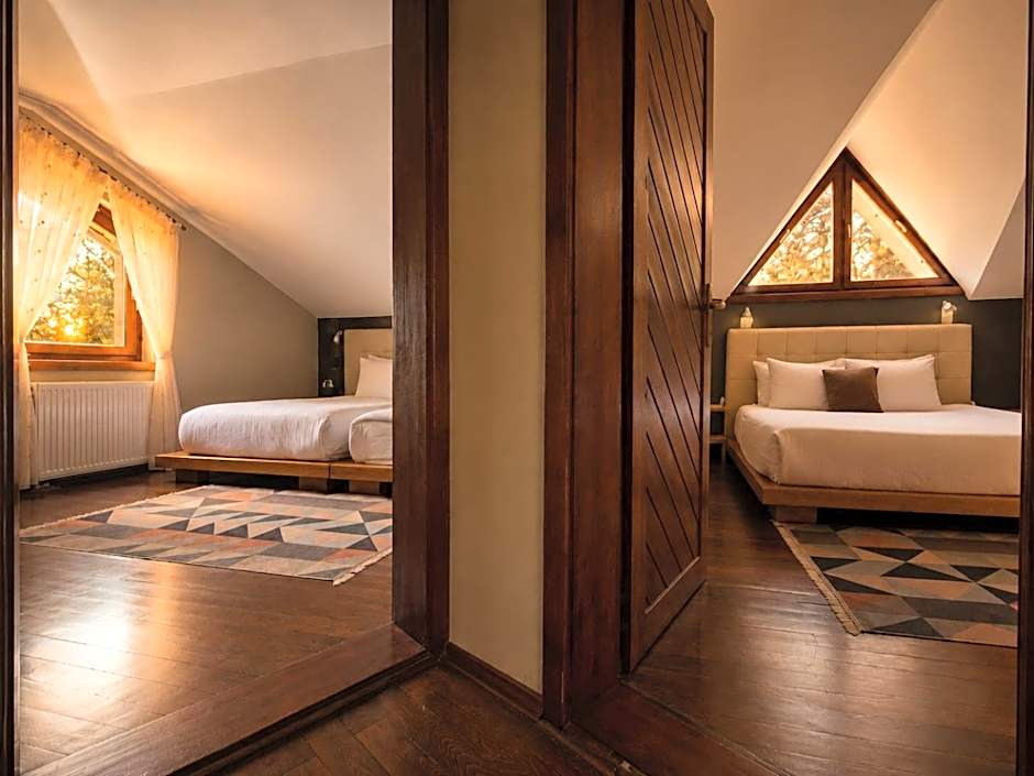 Photo 1 of 11 of Duplex Suite