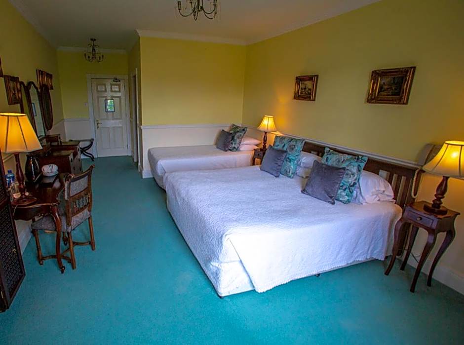 Kilcooly's Country House Hotel