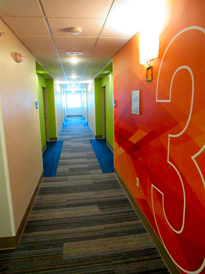 Holiday Inn Express Hotel & Suites Lincoln South By IHG