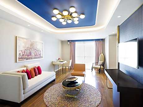 Kingdom Suite