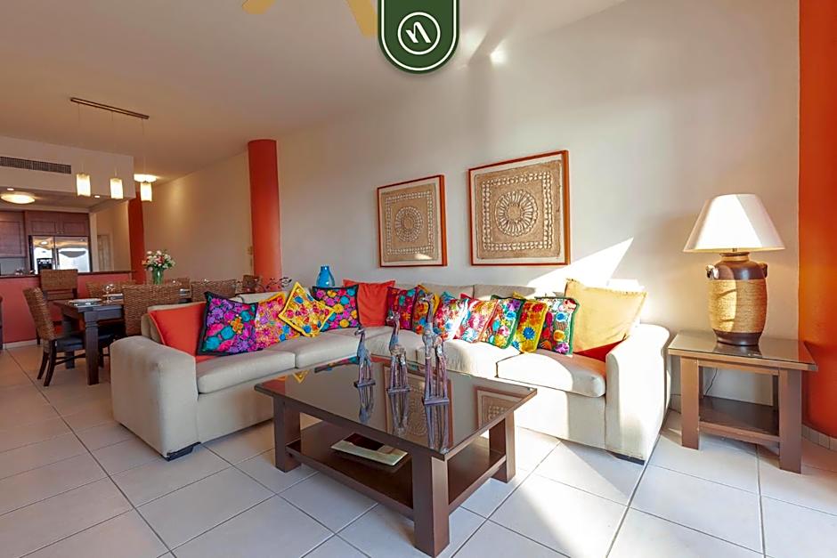 Mexican Styled 2 BR Condo - Beachfront - Pool