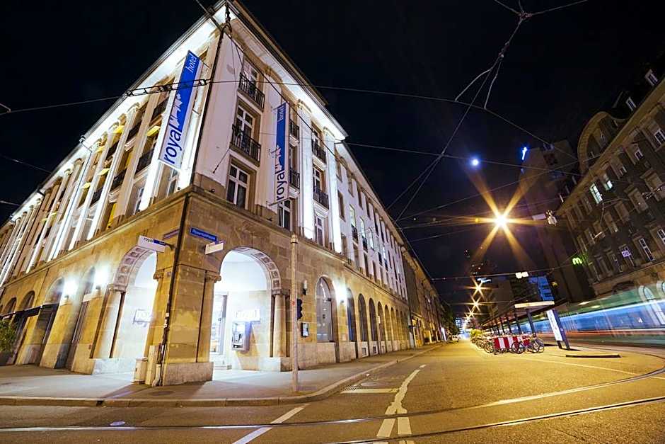 Royal Hotel
