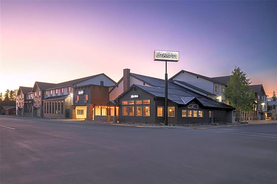 Photo 1 of 50 of Starlite Yellowstone, Tapestry Collection by Hilton