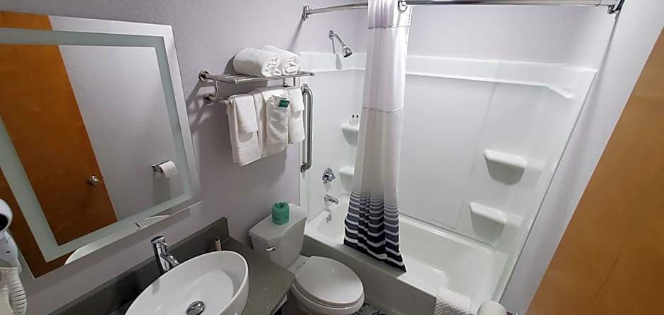 Ambassador Inn and Suites