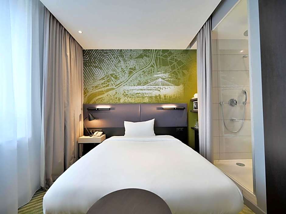 Mercure Warszawa Grand