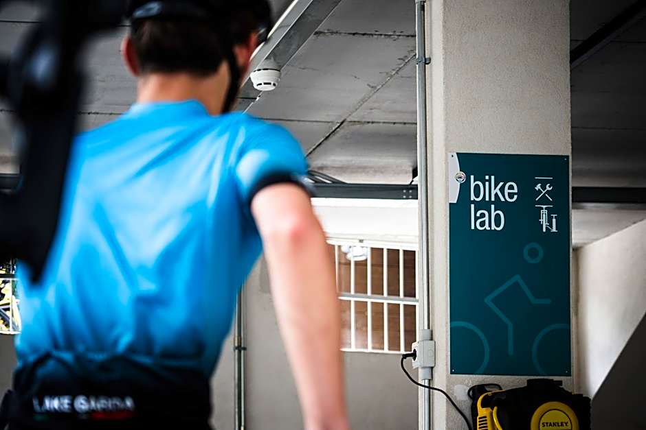 Caravel Bike Hotel