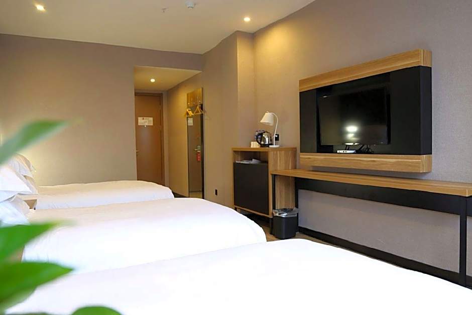 GreenTree Inn Jiangsu Wuxi Jiangyin Xinqiao Taixin Road Express Hotel