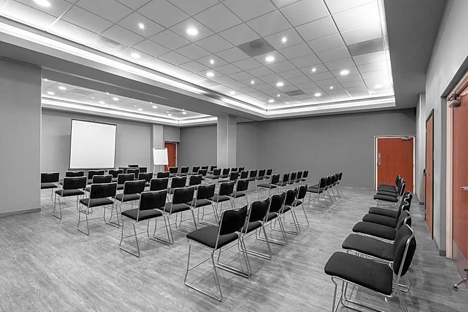 City Express Plus by Marriott Guadalajara Expo