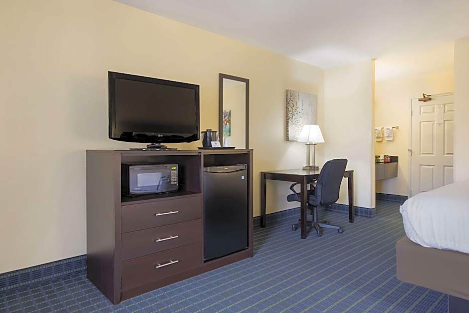 Best Western Parkside Inn