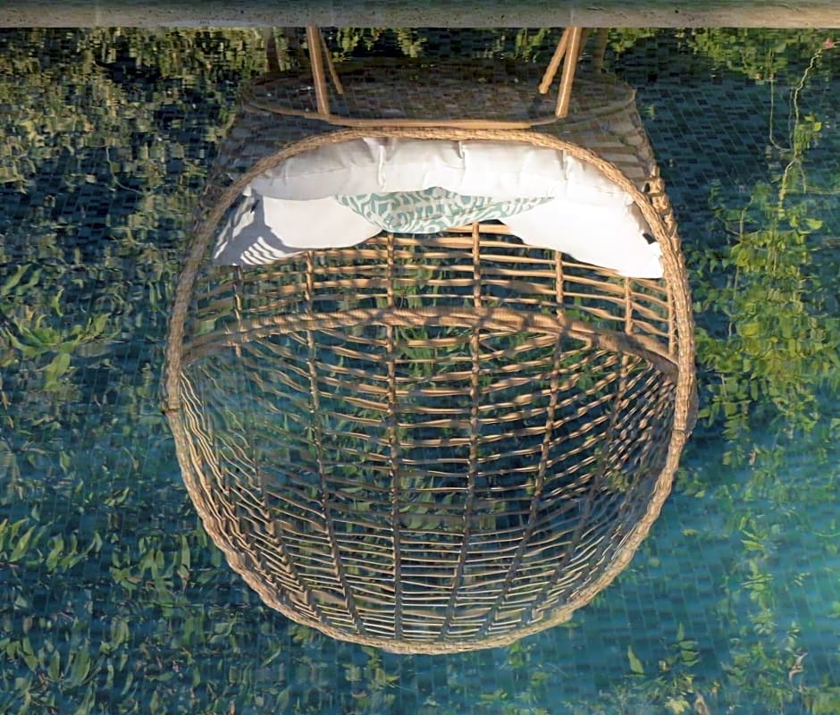 O Tilia D'Azur – Roquefort-Les Pins, CT