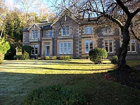 Sunbank House Metro Hotel