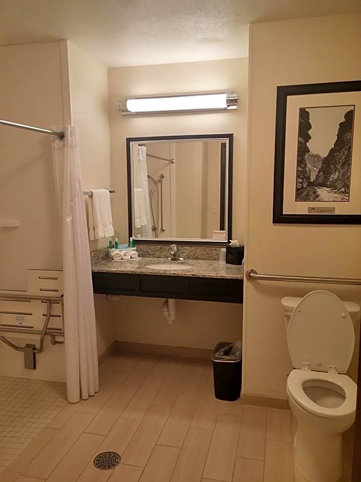 Holiday Inn Express & Suites Denver West - Golden By IHG
