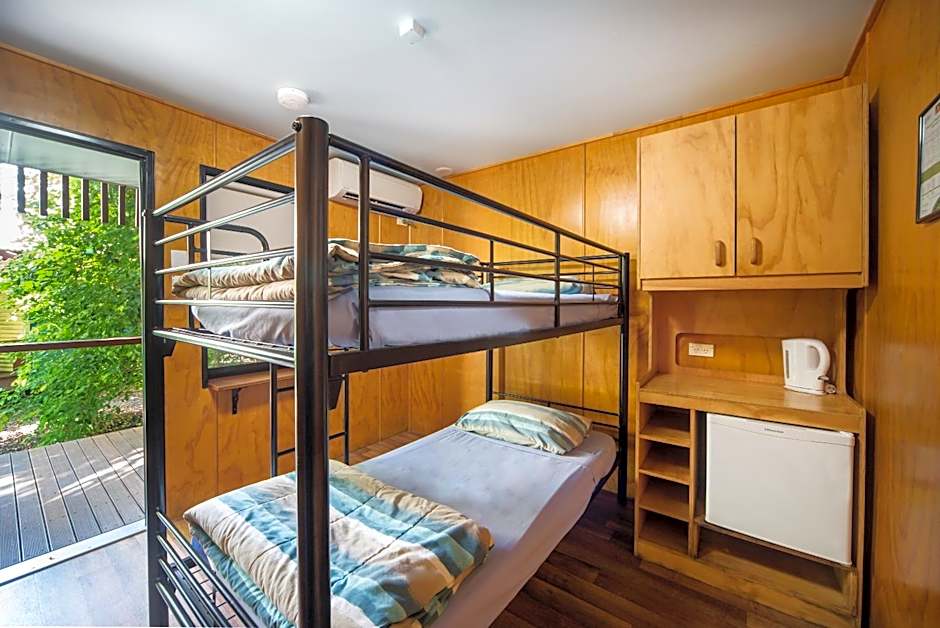 Airlie Beach Magnums - Adults Only