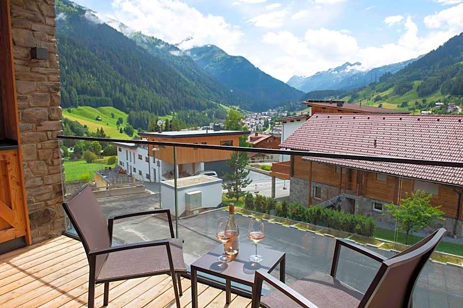 Mountain Spa Residences