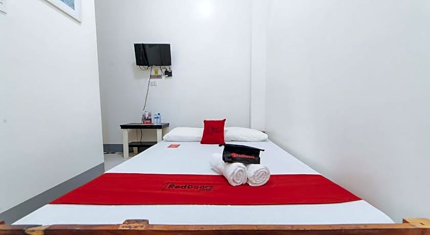 RedDoorz @ Plaza Jaro Iloilo