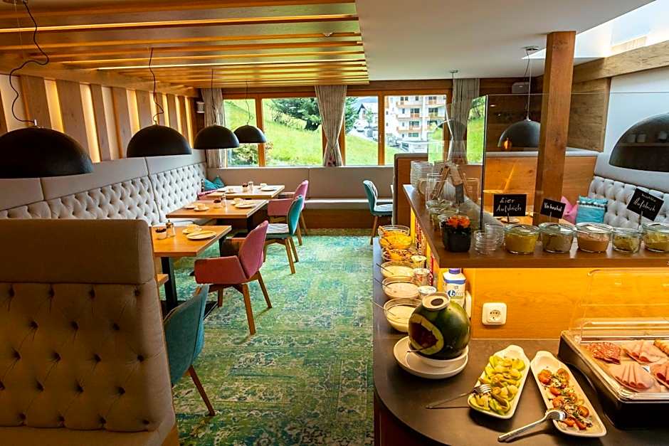 Hotel Lucia - 3 Sterne Superior