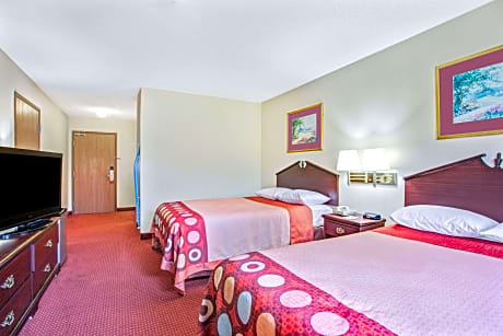 1 King Bed Accessible Room Smoking