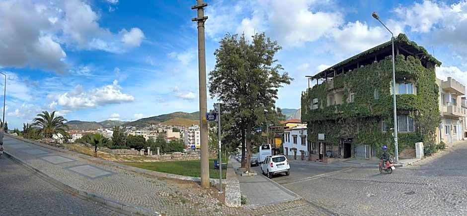 Bella Hotel