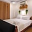 Secret Place Hotel and Restaurant