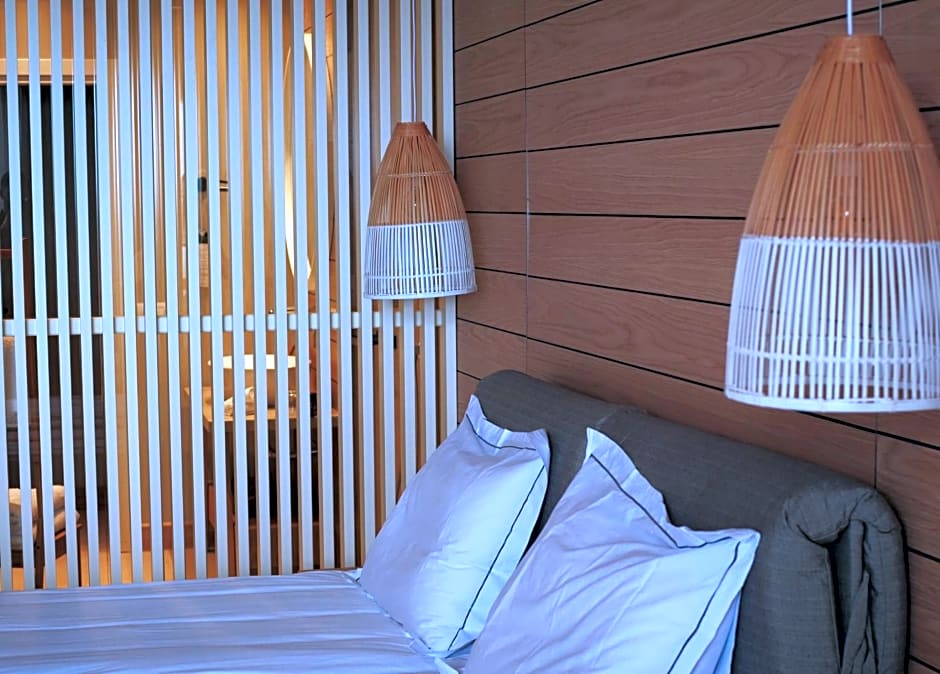 Ikones Seafront Luxury Suites