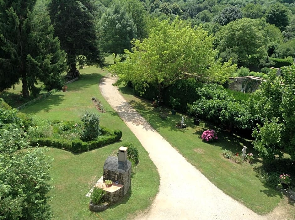 Chateau De Benac