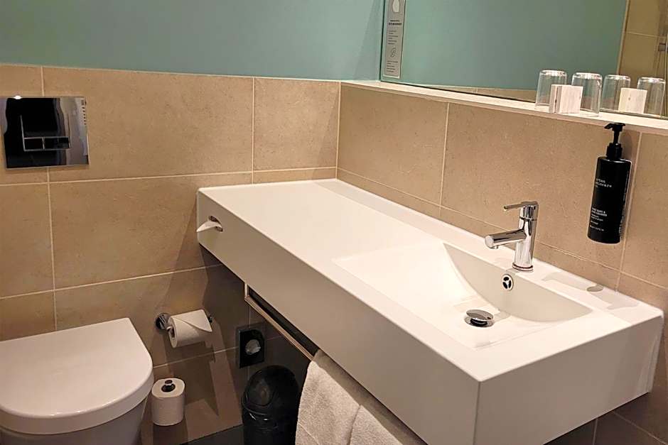 Garner Hotel Berlin - Mitte By IHG