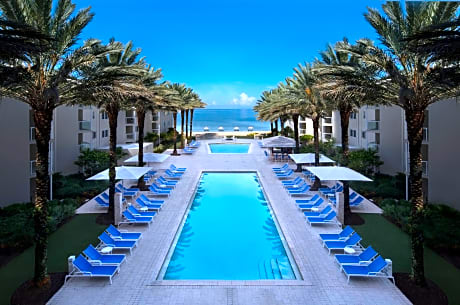 Edgewater Beach Hotel